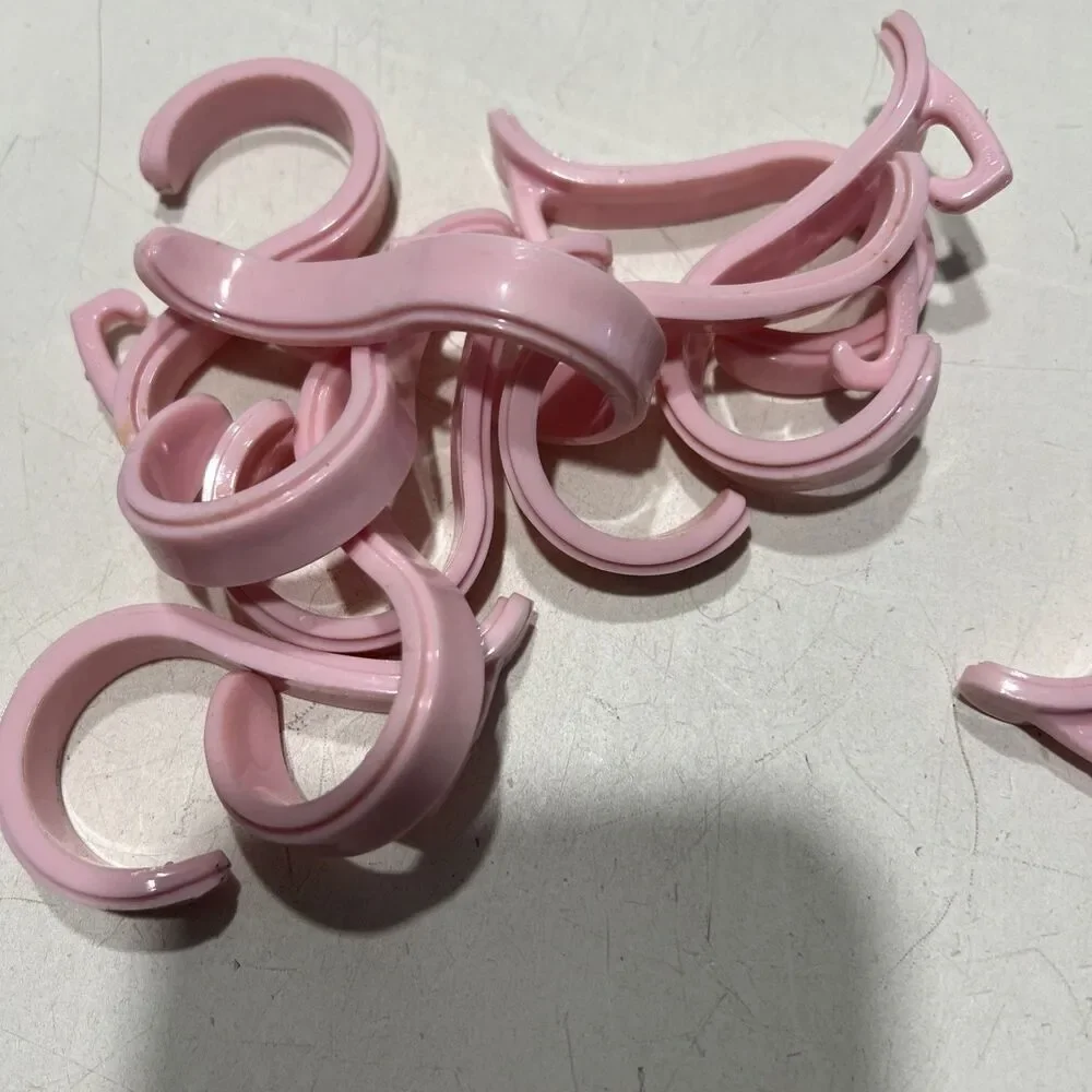 Pink Shower Curtain Hooks ︱Vintage︱Set of 10︱Plastic